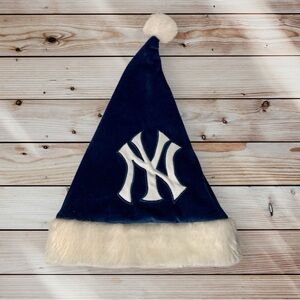 New York Yankees MLB Santa Hat FOCO Kids Size NY Logo Navy White Plush NWOT